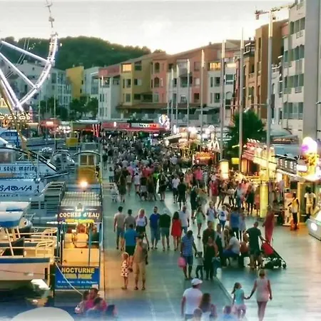 Joli Proche Du Mole Et Flanerie *