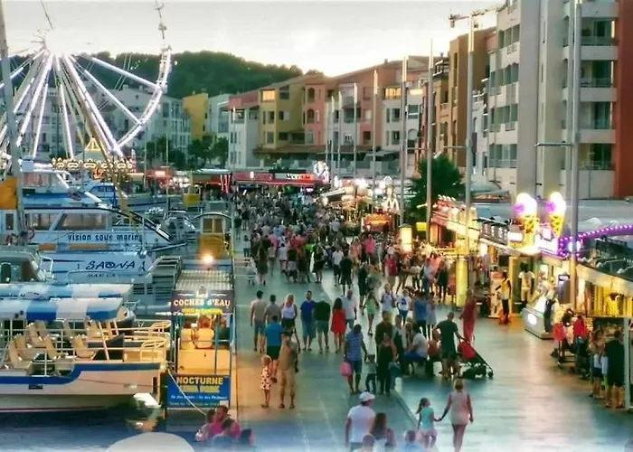 Joli Proche Du Mole Et Flanerie *